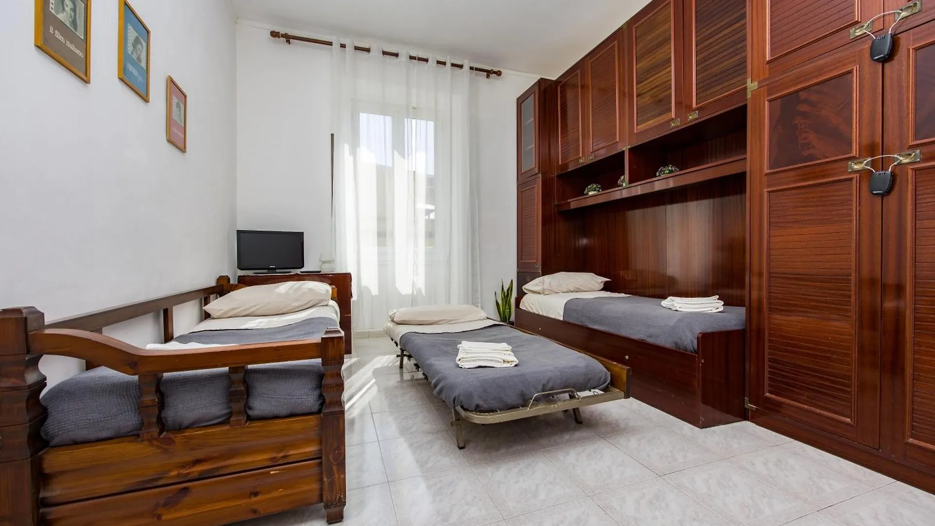 Mirti Classic Plaza Netflix Wi-Fi And Relax In Roma Apartment 0*, Rome